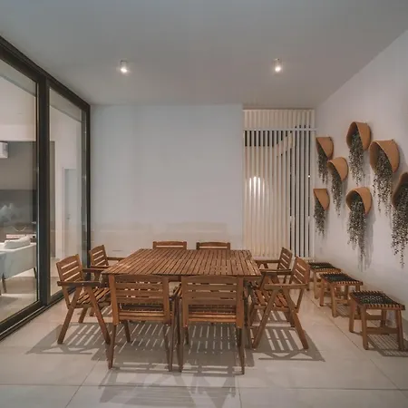 Sunnyvillas: 3br New Villa☆private Pool In Pernera - White Swan Vilă