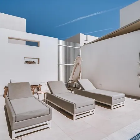 Villa Sunnyvillas: 3br New Villa☆private Pool In Pernera - White Swan *