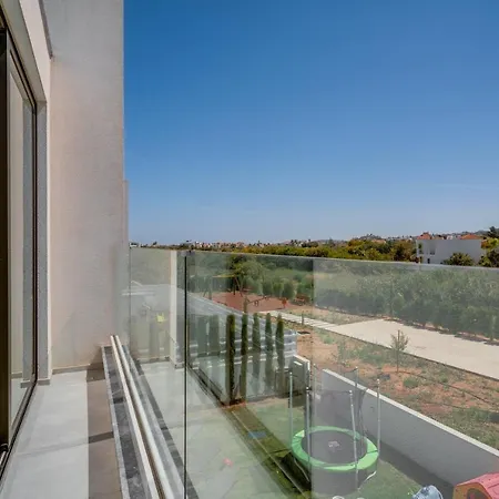 Sunnyvillas: 3br New Villa☆private Pool In Pernera - White Swan * Protaras