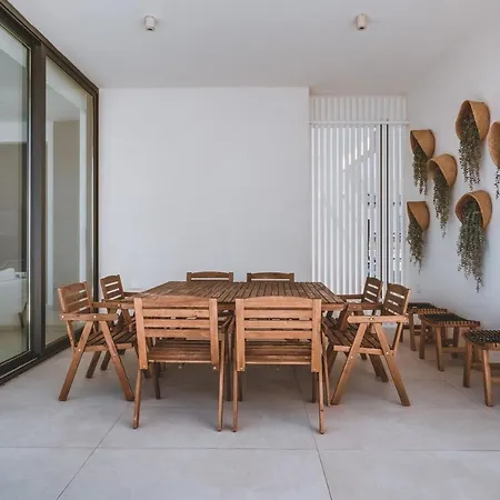 Sunnyvillas: 3br New Villa☆private Pool In Pernera - White Swan Villa *